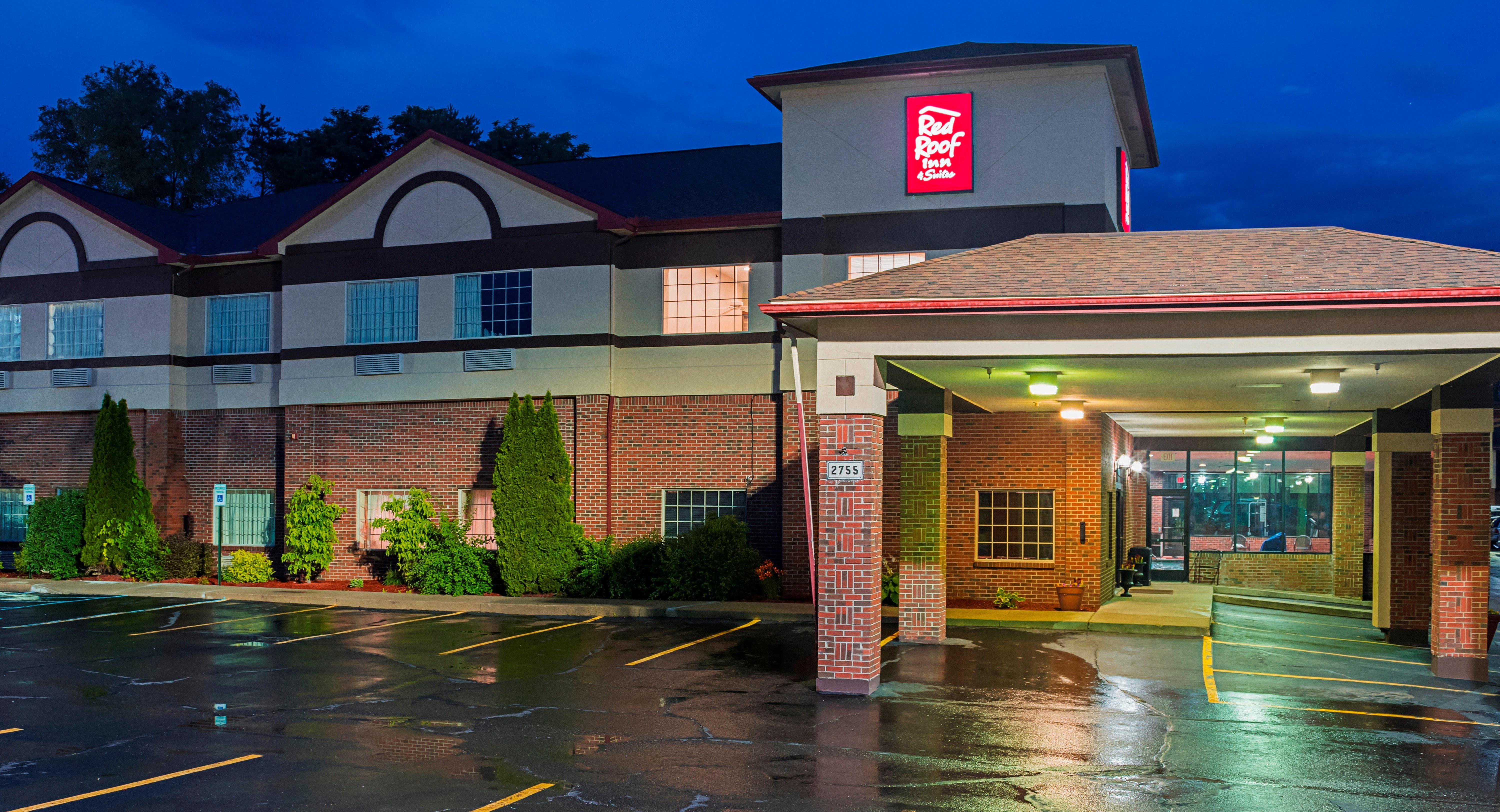 Red Roof Inn & Suites Lake Orion / Auburn Hills Exterior photo